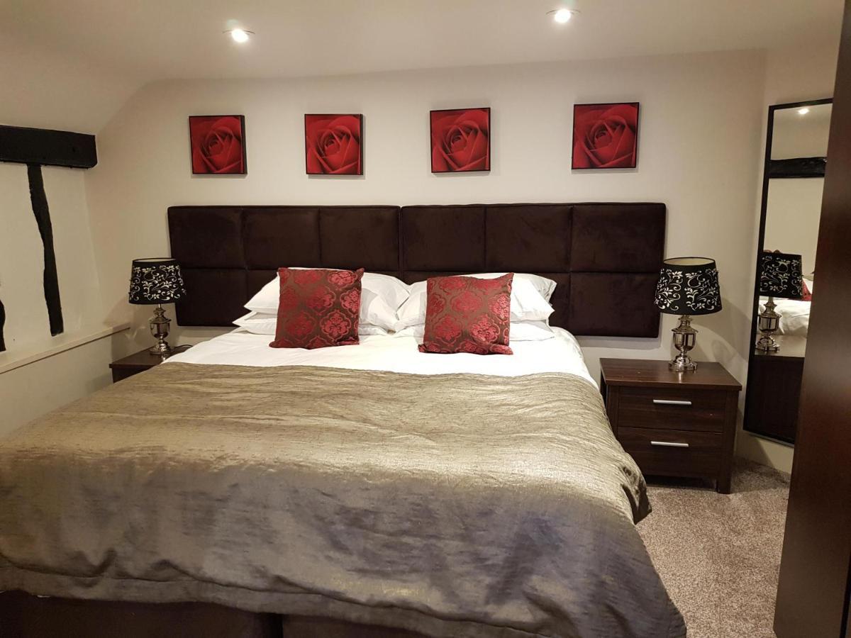 The Cricketers Arms Hotel Quendon Екстериор снимка